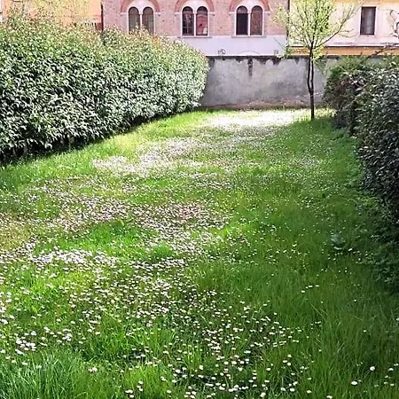 Casa Carbonara Alojamento de Acomodação e Pequeno-almoço Cividale del Friuli